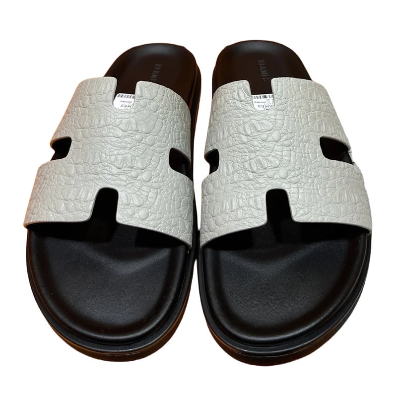 Hermes Hermes Slippers — Shoes find on BoonBuy Finds