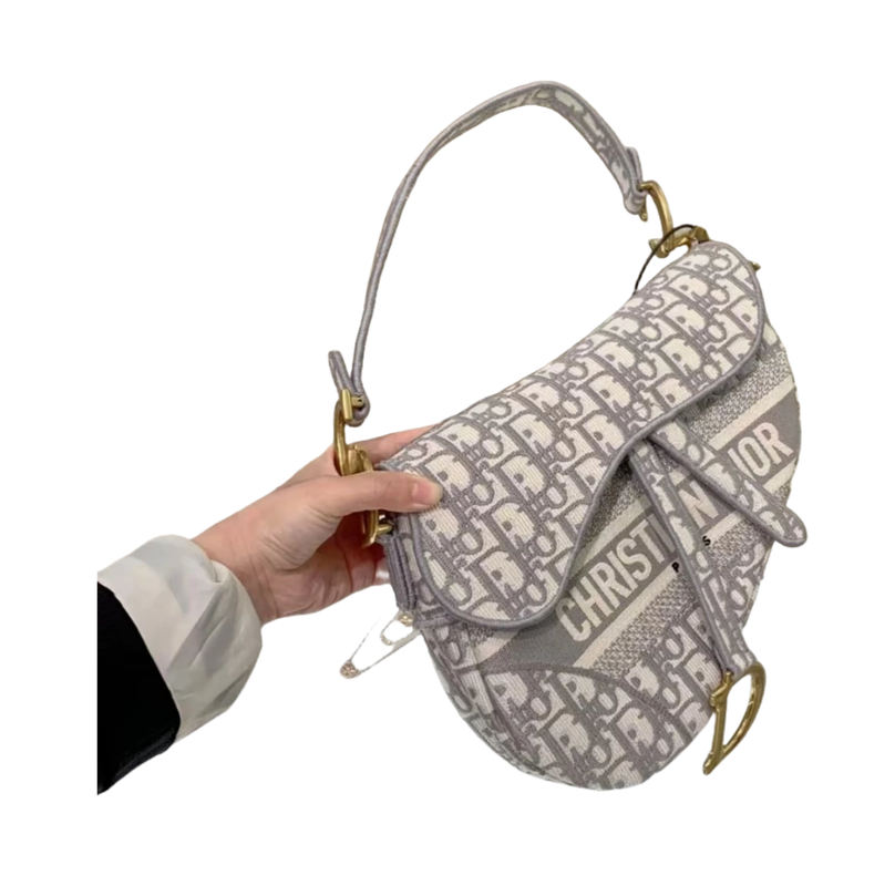 Dior Dior Bag — Accessories find on BoonBuy Finds