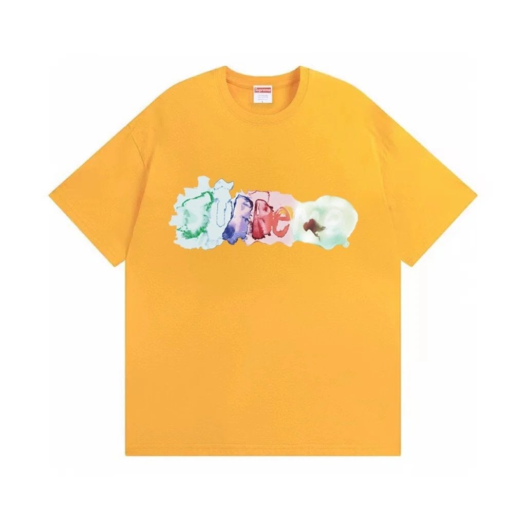 Supreme Supreme Tee — T-shirt and Shorts find on BoonBuy Finds