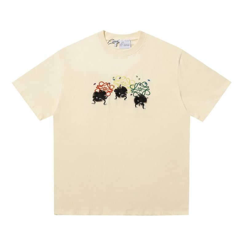 Loewe Loewe Tee — T-shirt and Shorts find on BoonBuy Finds