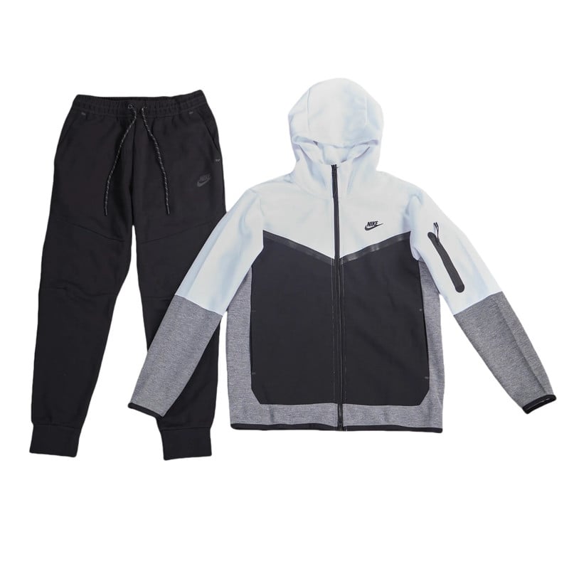 Nike Nike Set — Hoodies and Pants find on BoonBuy Finds
