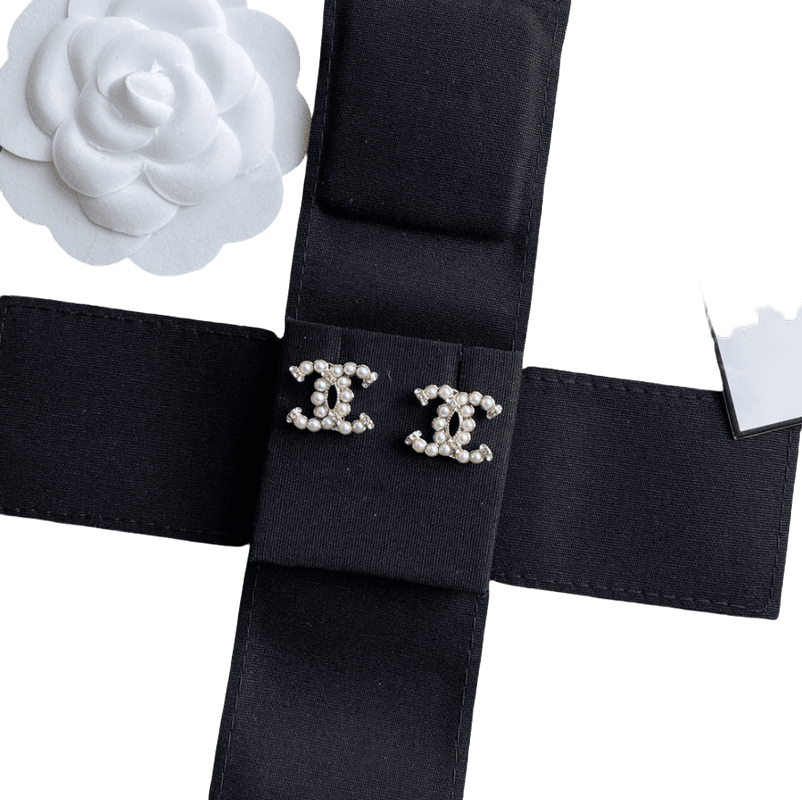 Chanel Ring — Accessories find on BoonBuy Finds