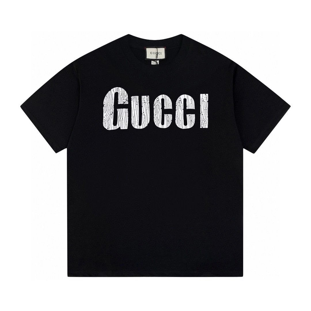 Gucci Tee — T-shirt and Shorts find on BoonBuy Finds