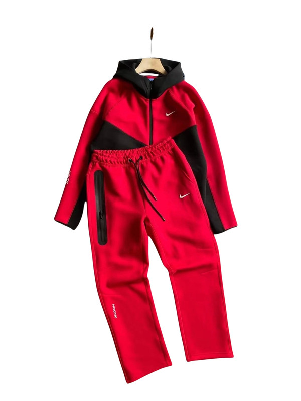 Nike Nike Set — Trending Now find on BoonBuy Finds