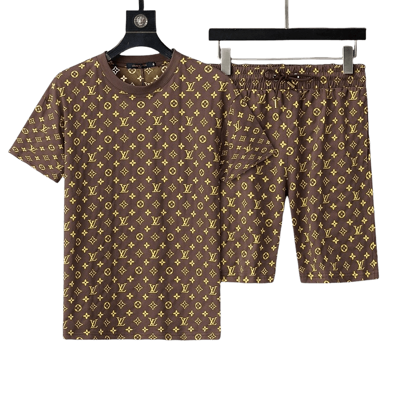 T-Shirt Set — T-shirt and Shorts find on BoonBuy Finds
