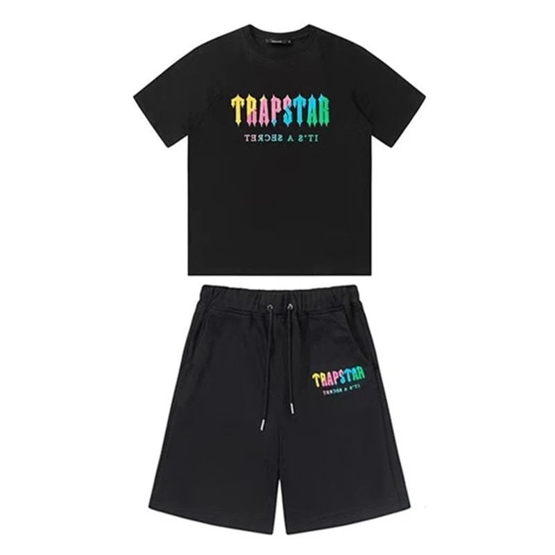 T-Shirt — T-shirt and Shorts find on BoonBuy Finds