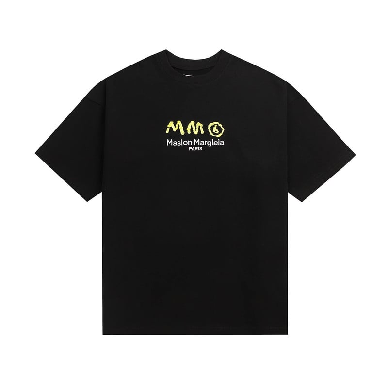 Maison Margiela Maison Margiela Tee — T-shirt and Shorts find on BoonBuy Finds