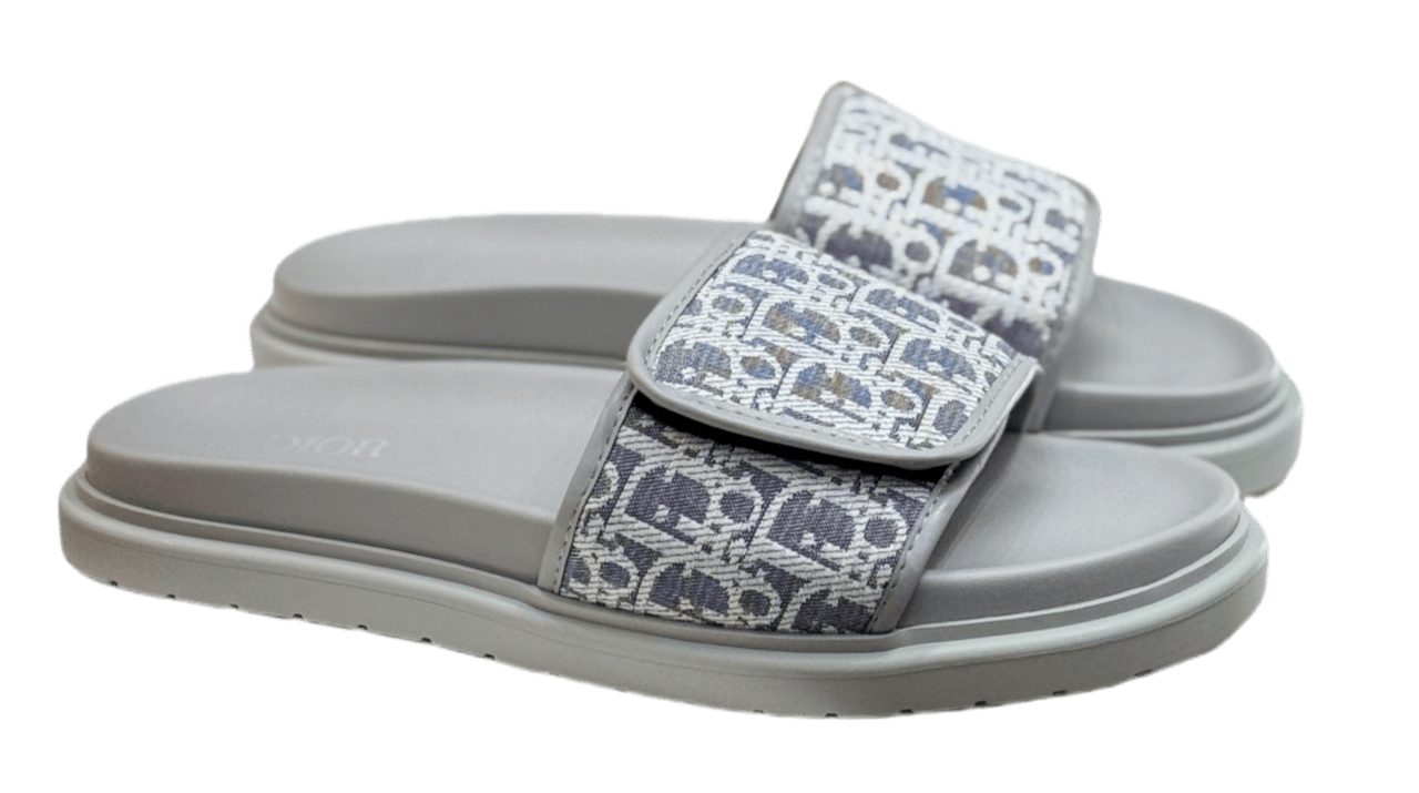 Dior Dior Slippers — Shoes find on BoonBuy Finds