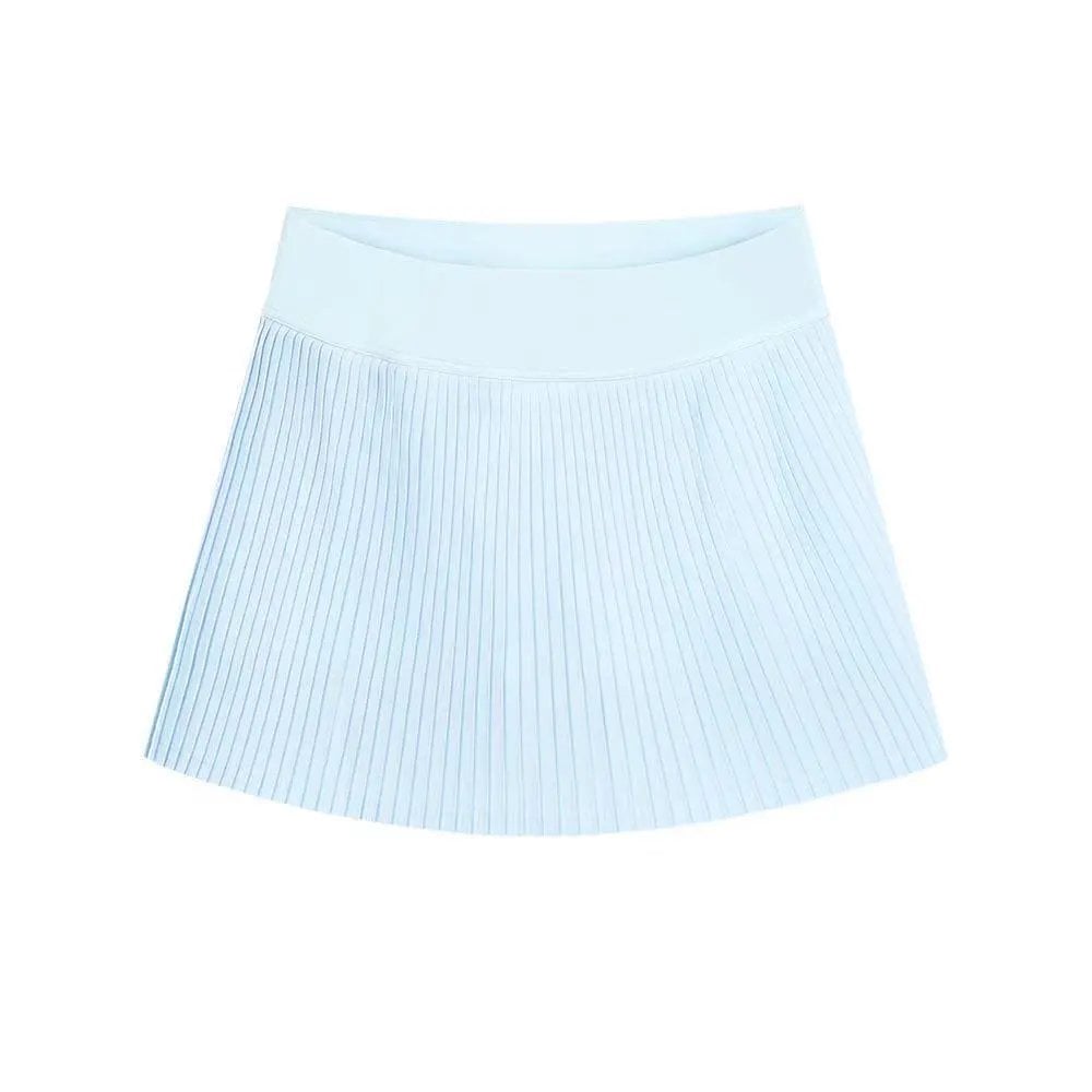 Lululemon Lululemon Skirt — T-shirt and Shorts find on BoonBuy Finds