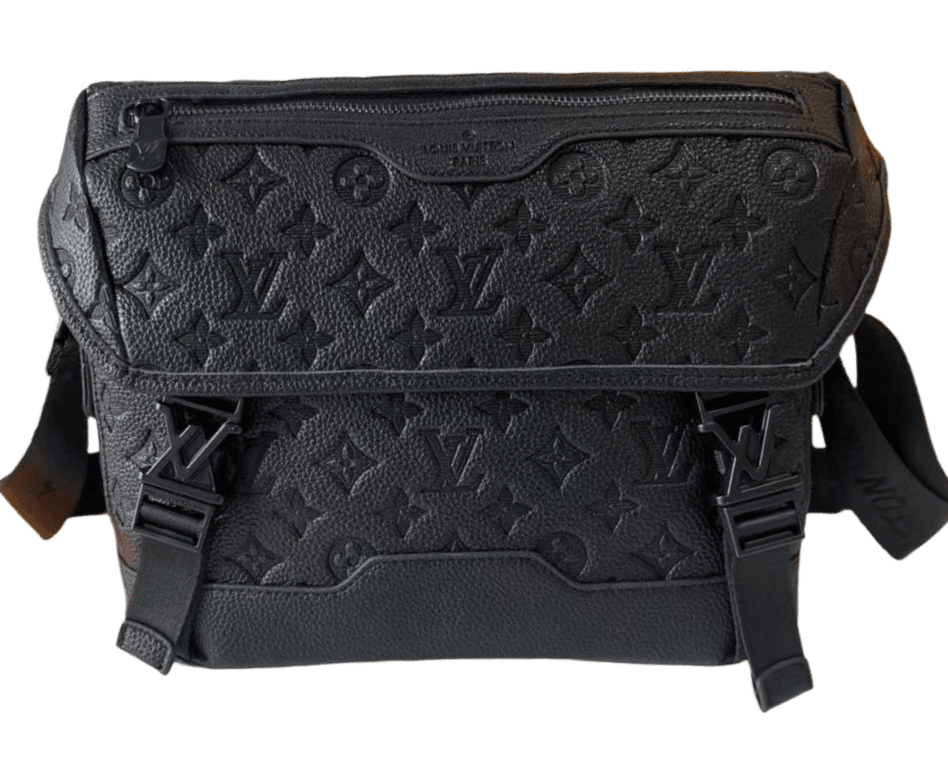 Louis Vuitton Louis Vuitton Bag — Accessories find on BoonBuy Finds
