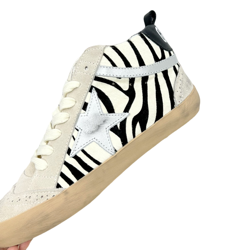Golden Goose Golden Goose Shoes — Shoes find on BoonBuy Finds
