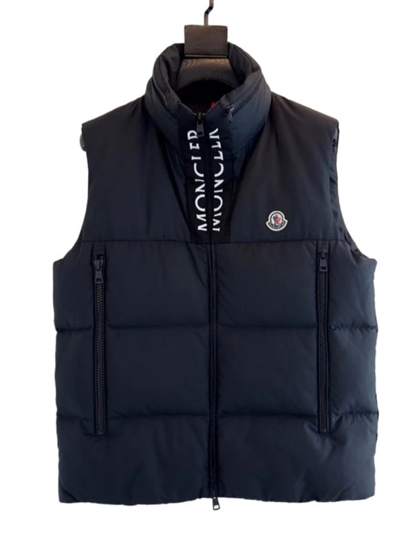 Moncler Moncler Vest — Coats and Jackets find on BoonBuy Finds Moncler Moncler Vest — Coats and Jackets find on BoonBuy Finds