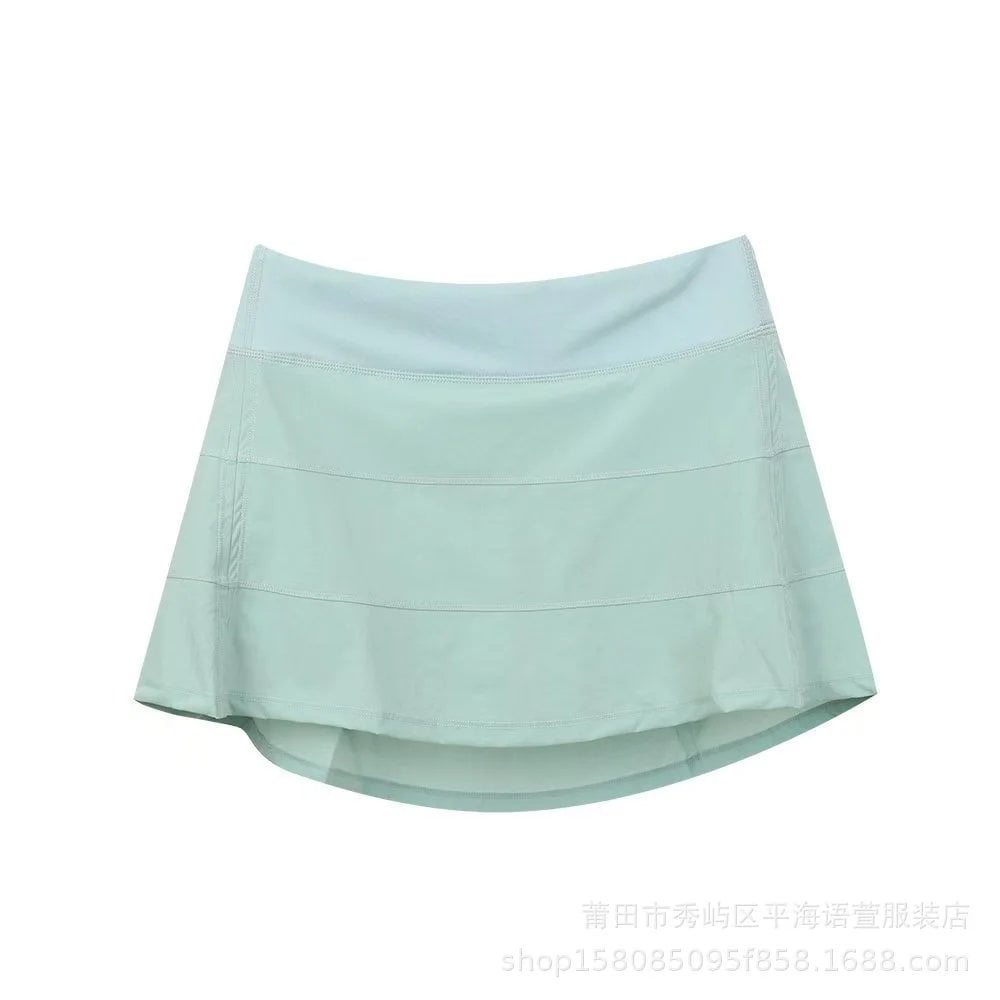 Lululemon Lululemon Skirt — T-shirt and Shorts find on BoonBuy Finds Lululemon Lululemon Skirt — T-shirt and Shorts find on BoonBuy Finds