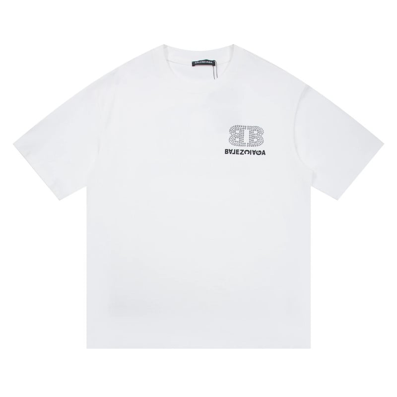 Balenciaga Balenciaga Tee — T-shirt and Shorts find on BoonBuy Finds Balenciaga Balenciaga Tee — T-shirt and Shorts find on BoonBuy Finds