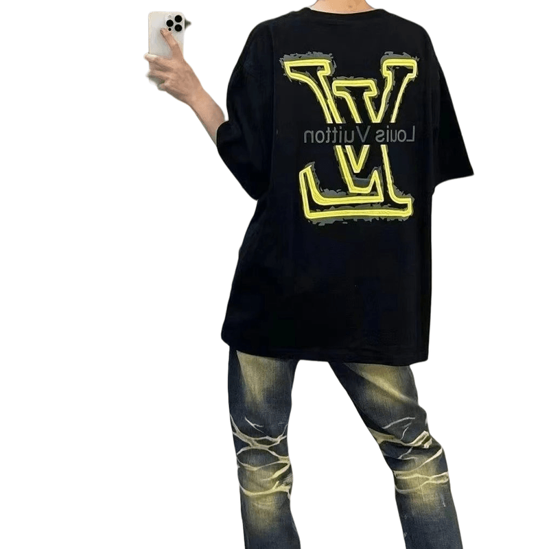 T-Shirt — T-shirt and Shorts find on BoonBuy Finds