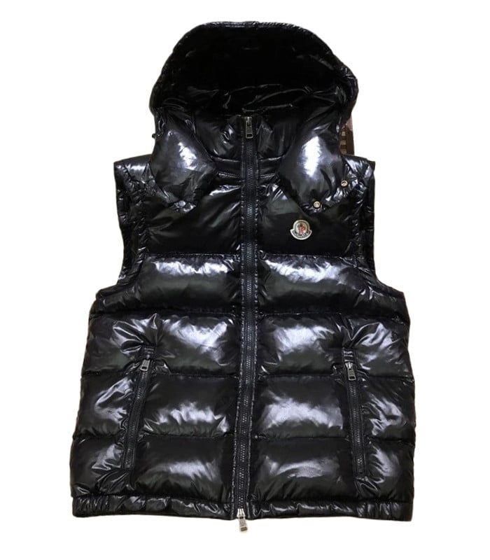 Moncler Moncler Vest — Coats and Jackets find on BoonBuy Finds Moncler Moncler Vest — Coats and Jackets find on BoonBuy Finds
