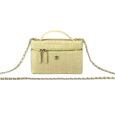 Chanel Chanel Tote Bag — Latest Finds find on BoonBuy Finds Chanel Chanel Tote Bag — Latest Finds find on BoonBuy Finds