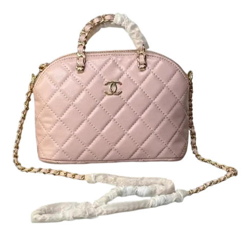 Chanel Chanel Tote Bag — Latest Finds find on BoonBuy Finds Chanel Chanel Tote Bag — Latest Finds find on BoonBuy Finds